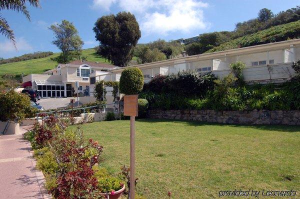 Malibu Country Inn Exterior foto