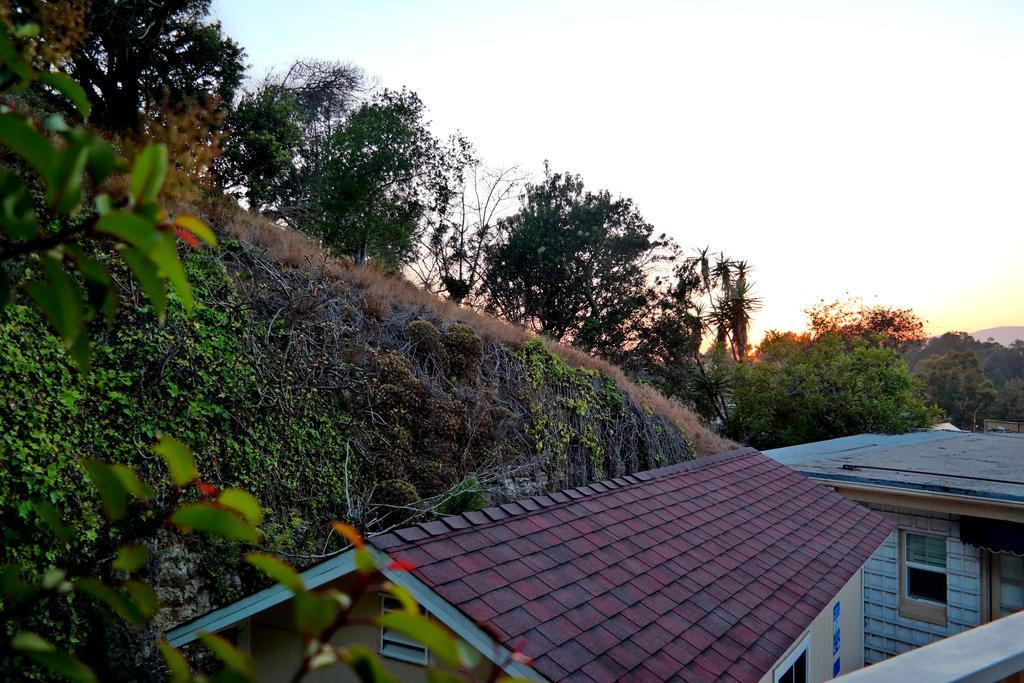 Malibu Country Inn Exterior foto