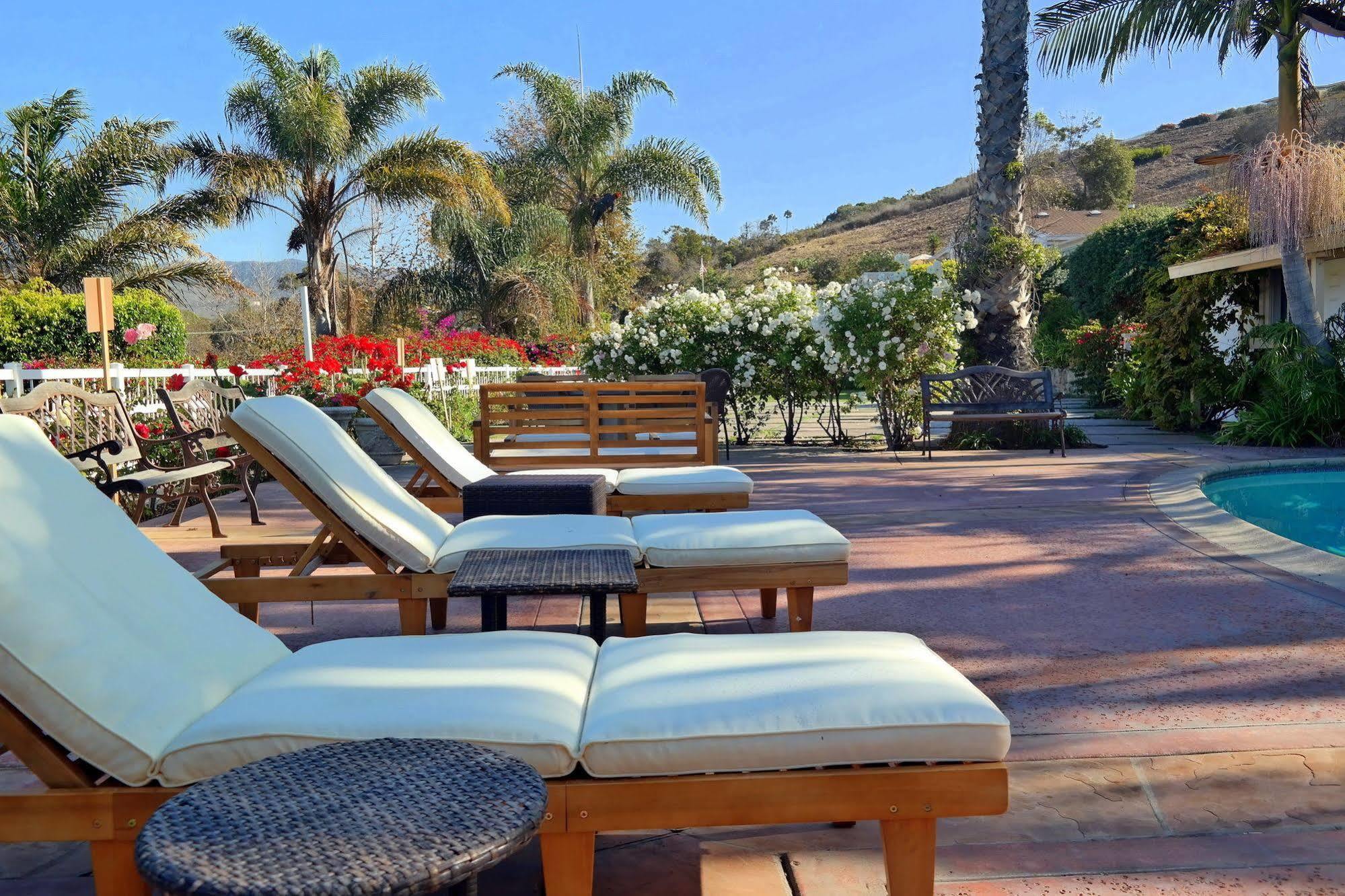 Malibu Country Inn Exterior foto